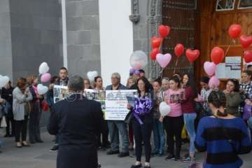 Globos de colores vuelan en Telde por Yurena López (Foto TA)